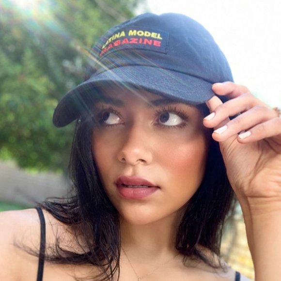 Latina Model Magazine Cap - Picture 7 of 7